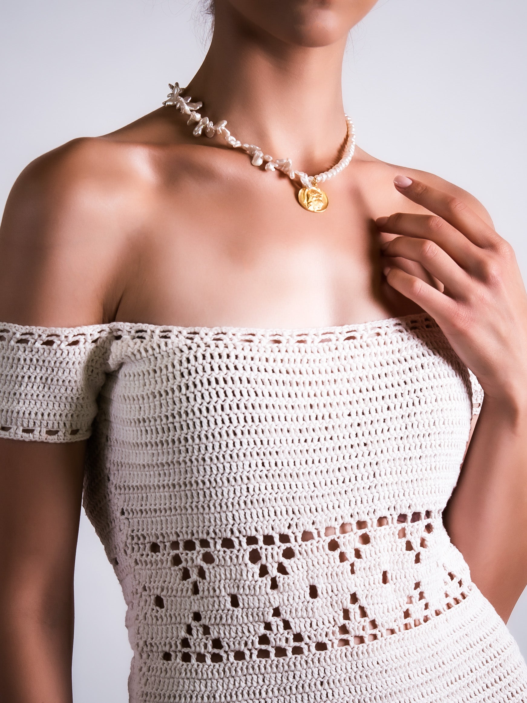 14-karat vergoldeter Perlen Choker